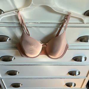 Victoria’s Secret Full Coverage Bra